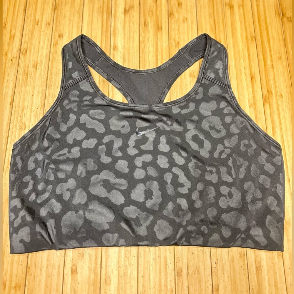 Nike Leopard Print Sports Bra
